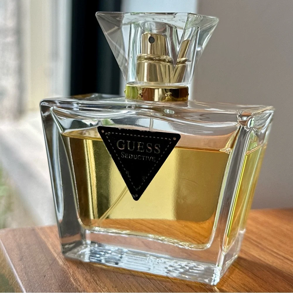 GUESS Seduction - Picture 2 of 8